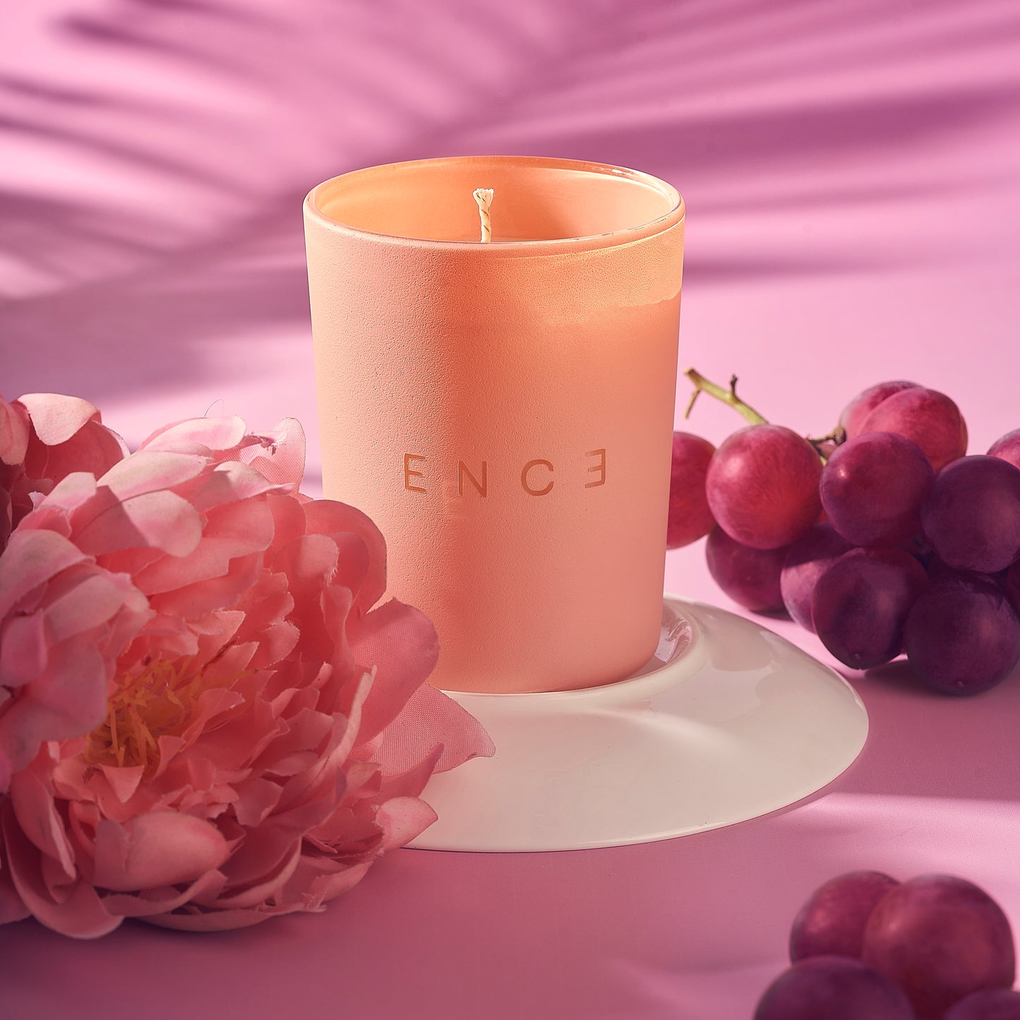 ENCE Thelais Red Berries & Peony Luxury Soy Candle (200g / 50 Hrs)