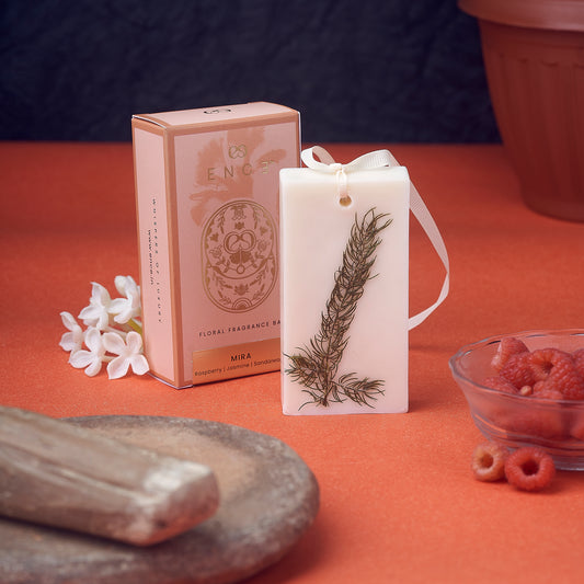 ENCE Mira Rasberry & Arabian Jasmine Closet Candle (80g / 45+ Days)