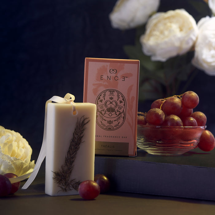 ENCE Thelais Red Berries & Peony Closet Candle (80g / Up to 45 Days) – product photo 1 of 6