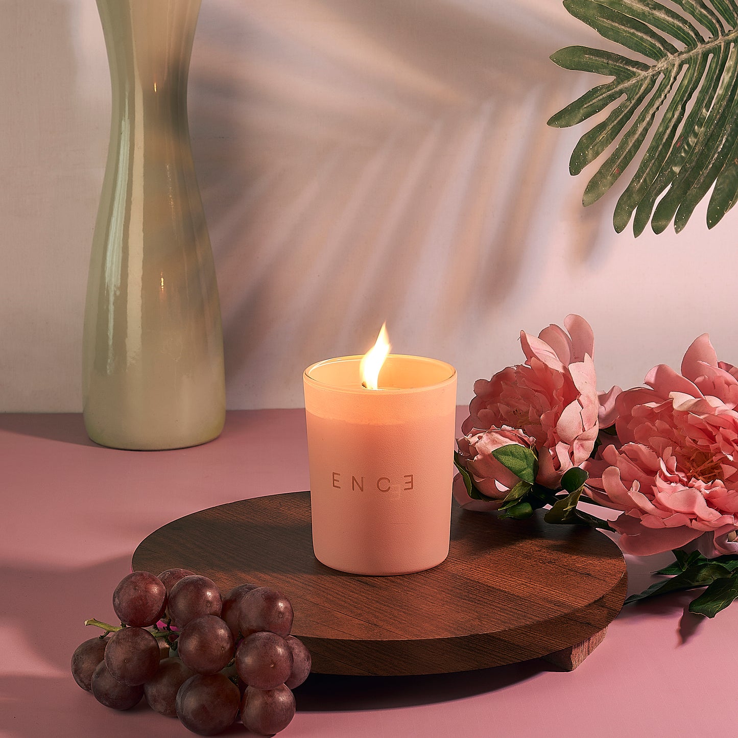 ENCE Thelais  Red Berries & Peony Luxury Soy Candle (200g / 50 Hrs)