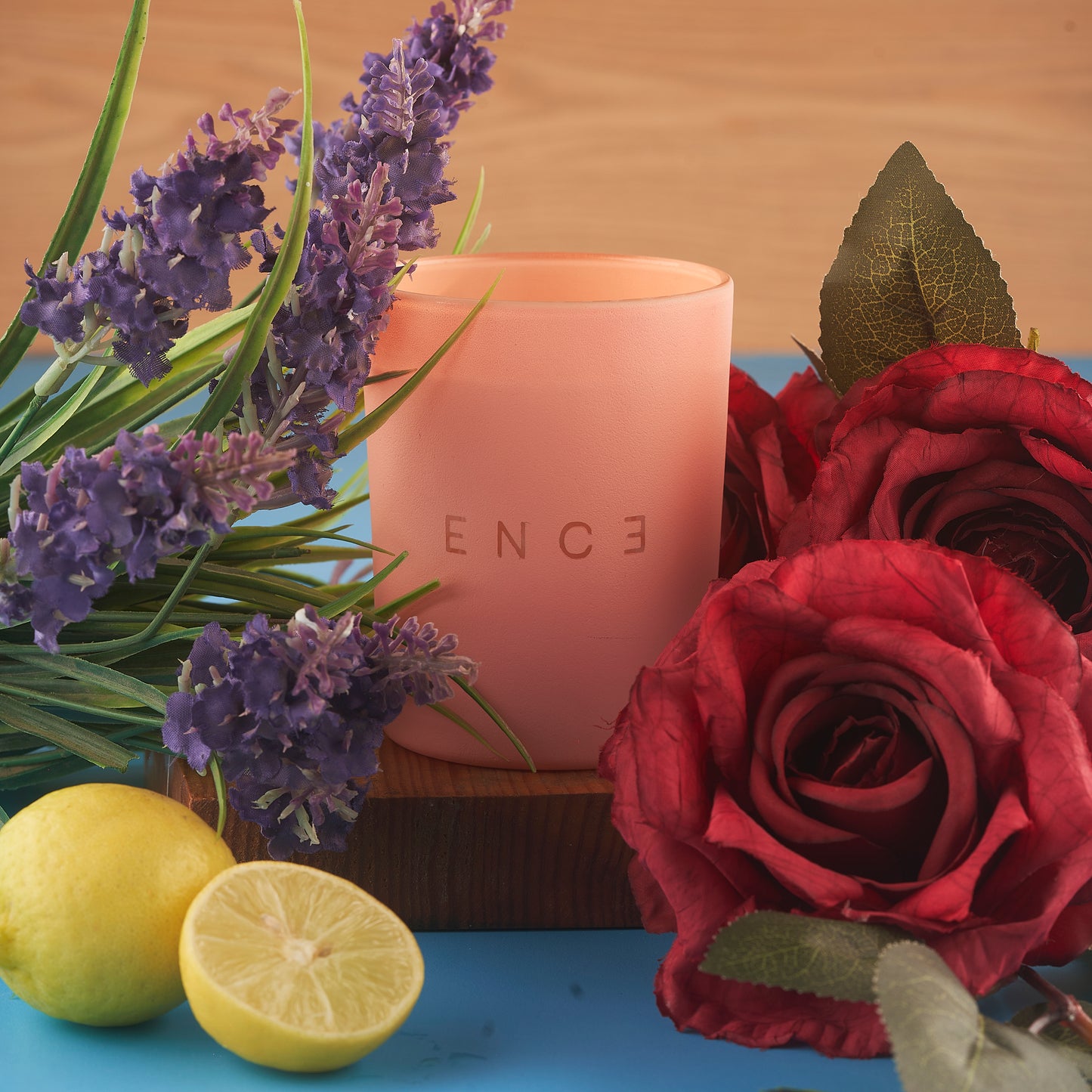ENCE Ruelle  Lemon & Indian Damask Rose Luxury Soy Candle (200g / 50 Hrs)