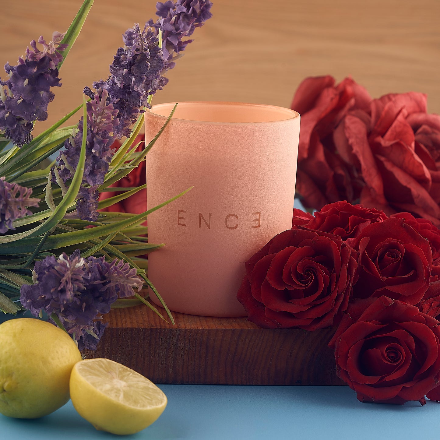 ENCE Ruelle  Lemon & Indian Damask Rose Luxury Soy Candle (200g / 50 Hrs)
