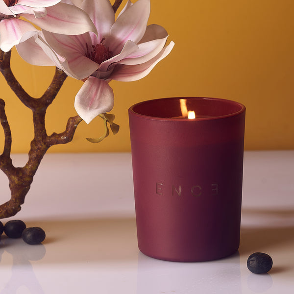 ENCE Cira Black Currant & Magnolia Luxury Soy Candle (200g / 50 Hrs) – product photo 4 of 6