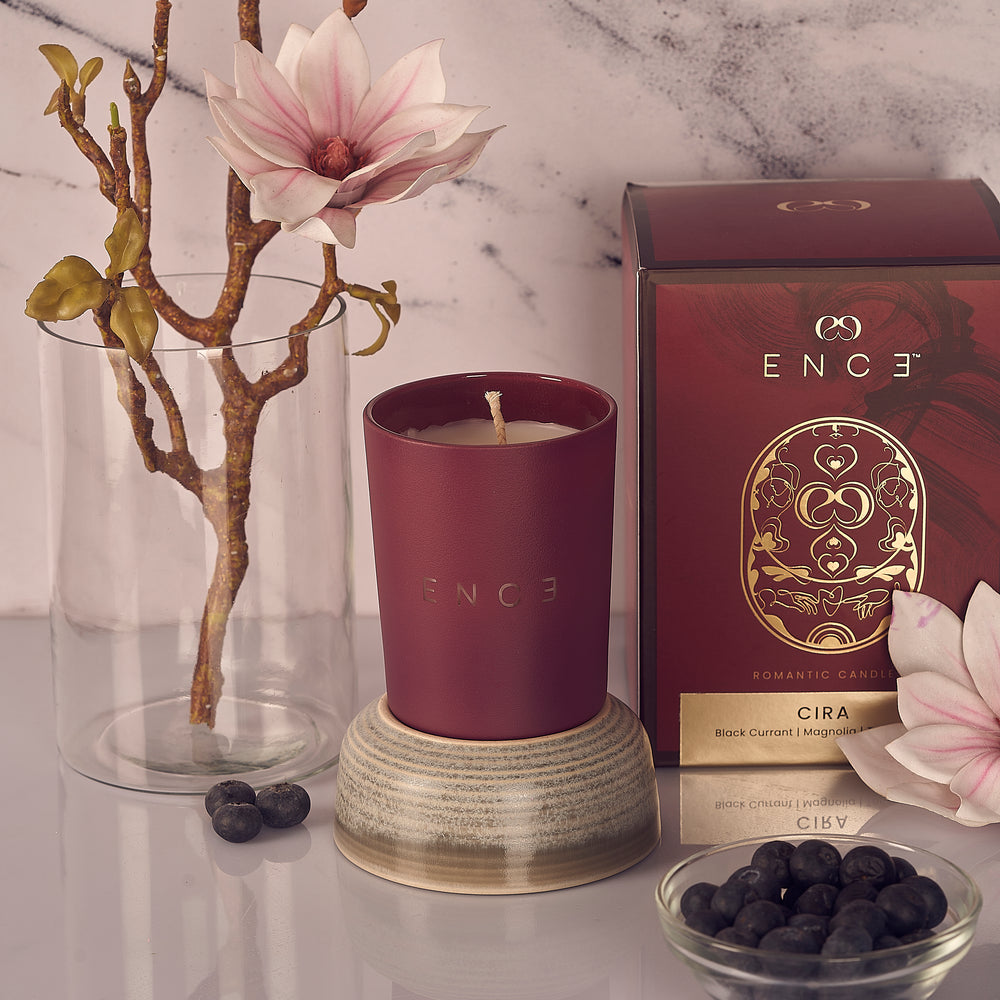 ENCE Cira  Black Currant & Magnolia Luxury Soy Candle (200g / 50 Hrs)