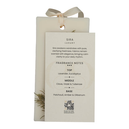 ENCE Sira  Eucalyptus & Violet Closet Candle (80g / 45+ Days)