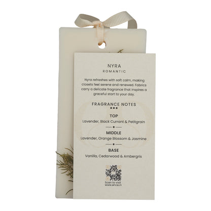 ENCE Nyra  Lavendar & Orange Blossom Closet Candle (80g / 45+ Days)