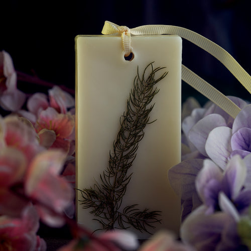 ENCE Nyra  Lavendar & Orange Blossom Closet Candle (80g / 45+ Days)